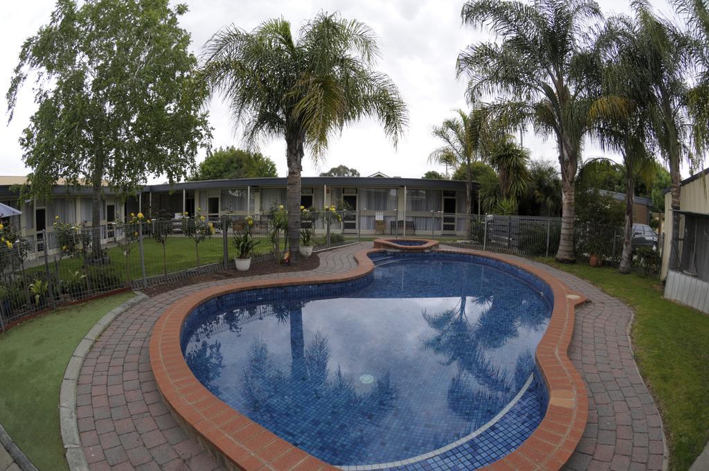 Warrina Motor Inn Wodonga Cbd Ngoại thất bức ảnh